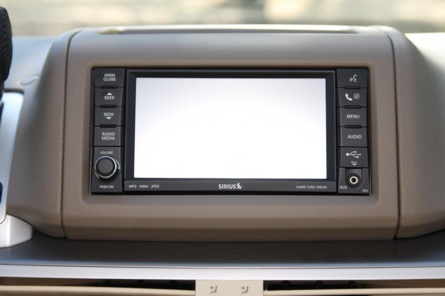  Volkswagen Routan 2009 года  (фото 52 из 80)